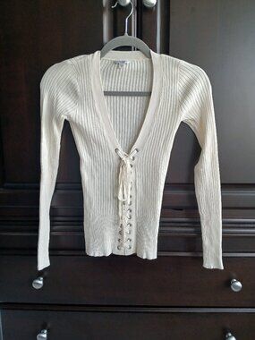 XS Guess Sweater